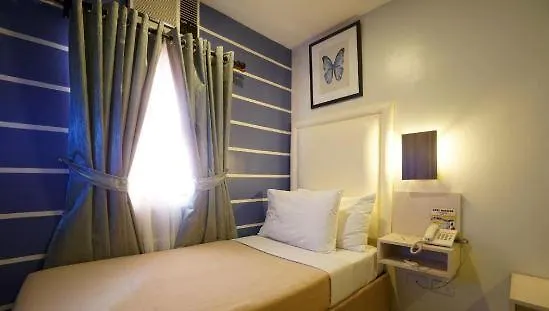 Tom's Hotel