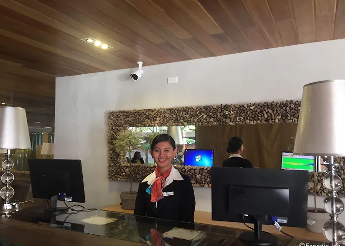 Tom's Hotel 3*