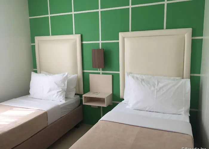 Hotel Tom's 3*