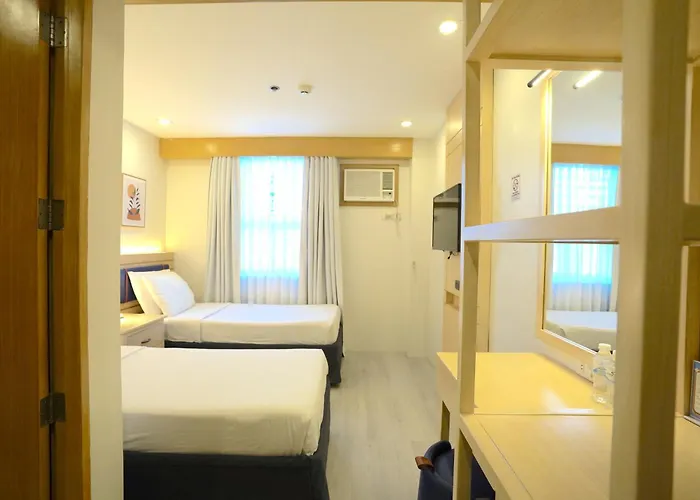 Tom's Hotel Cebu