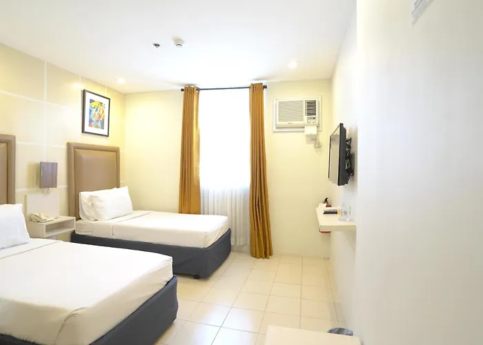 Tom's Hotel